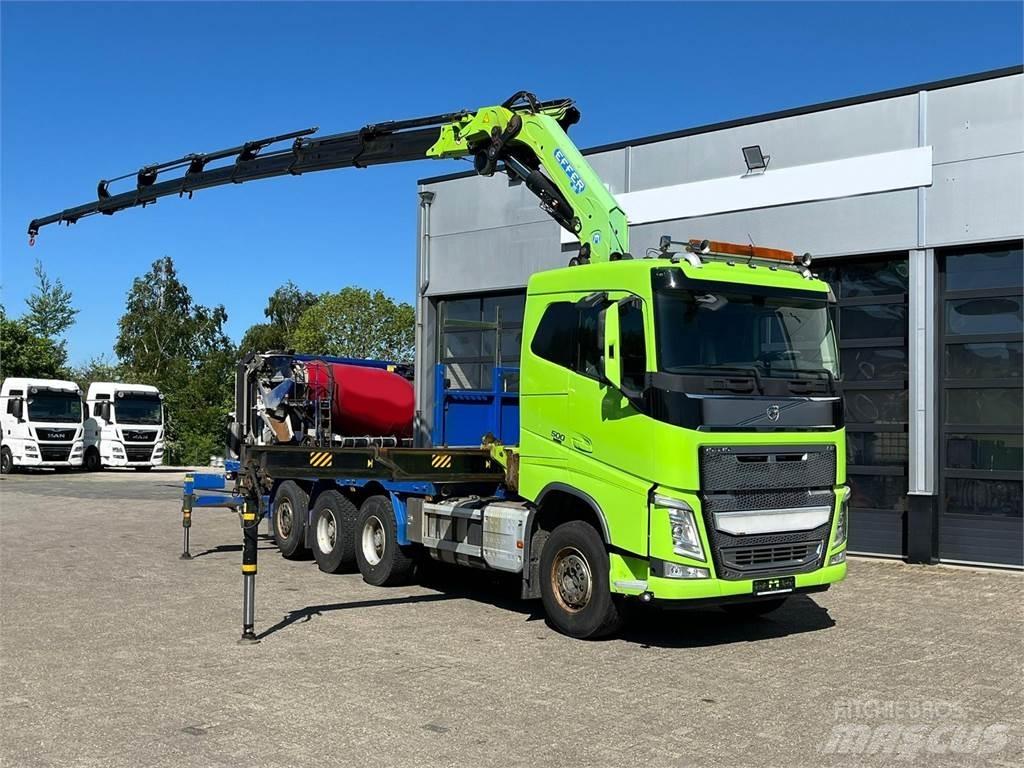Volvo FH 500 8X4 Vlakke laadvloer met kraan