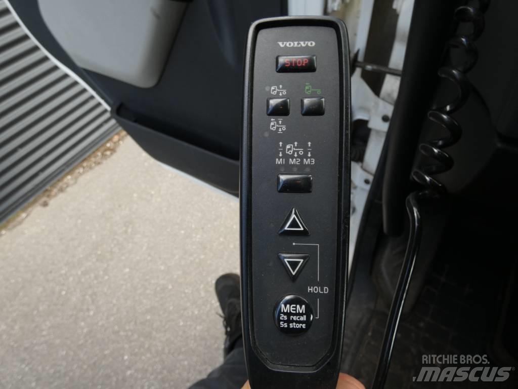 Volvo FE 320 Oprijwagen