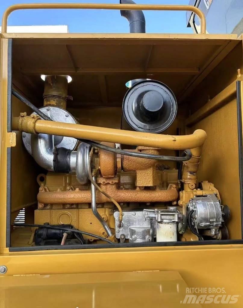 CAT 140 K Graders