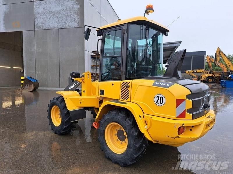 Volvo L 35 G Wielladers