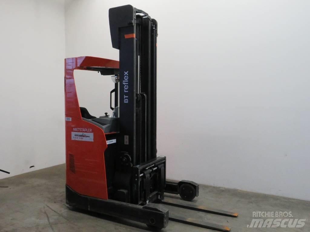 BT RR E 160 H Reachtruck voor hoog niveau
