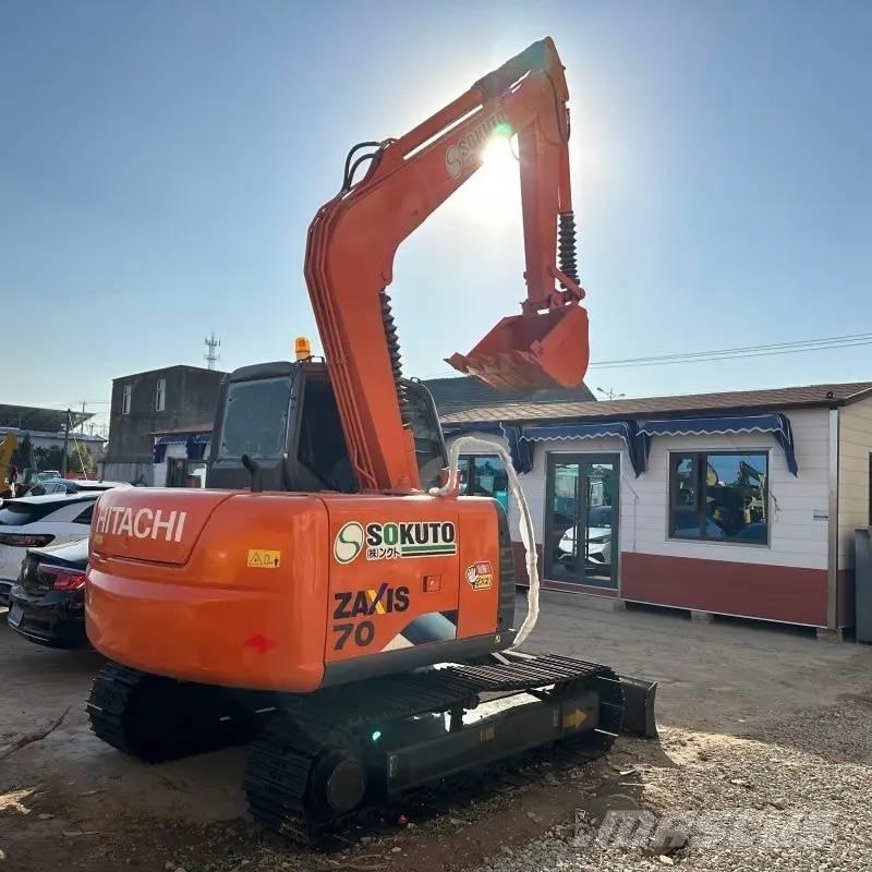 Hitachi ZX 70 Rupsgraafmachines