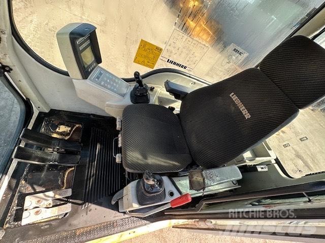 Liebherr R 914 C CAB Cabine en interieur