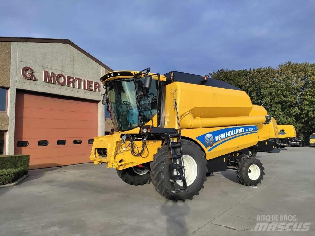New Holland TC 5.90 Maaidorsmachines
