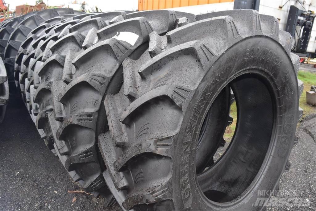 520/70R34 ***GRI*** Banden, wielen en velgen