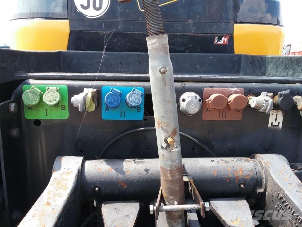 JCB Fastrac 2115 Tractoren