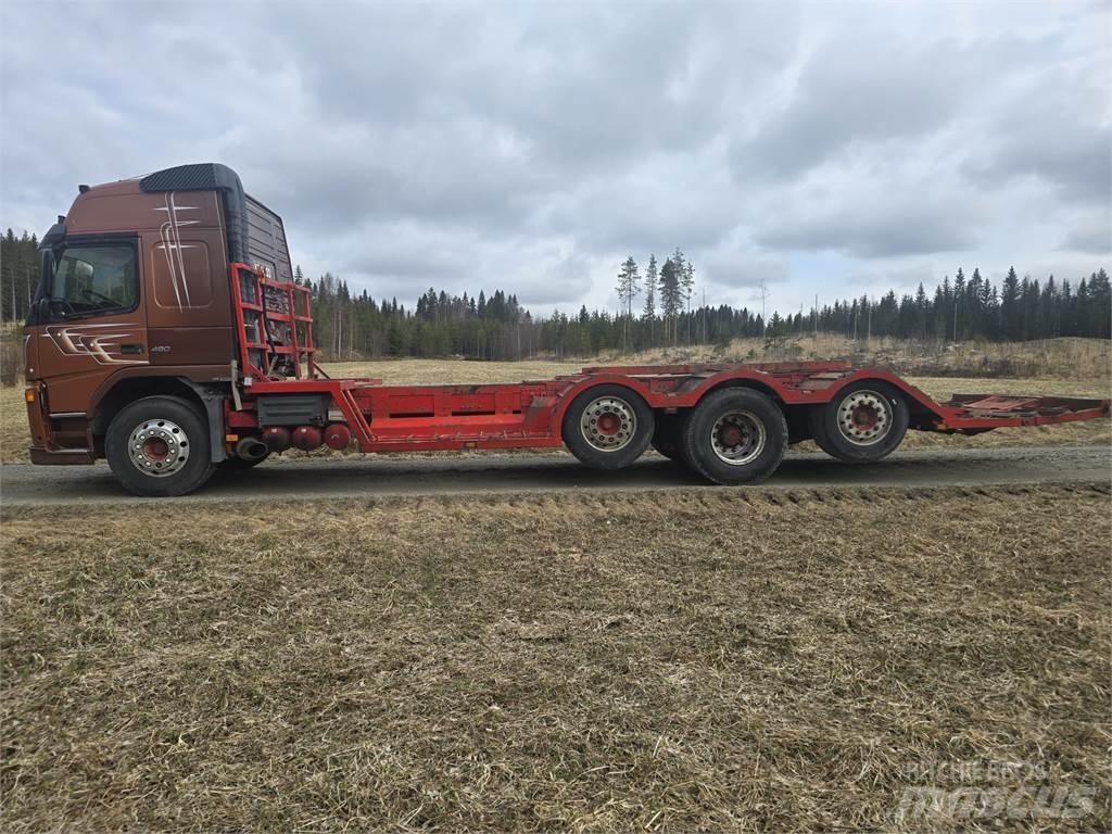 Volvo FM12 8x2 Vrachtwagens voor bosbouwmachines