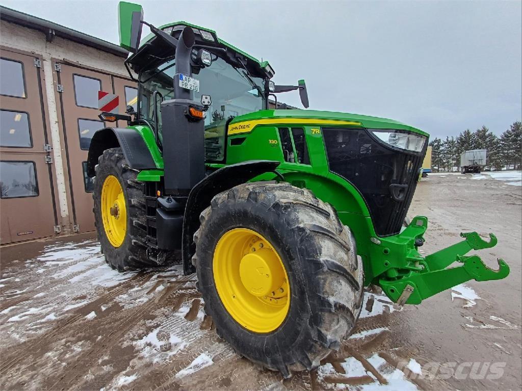 John Deere 7R 330 Tractoren