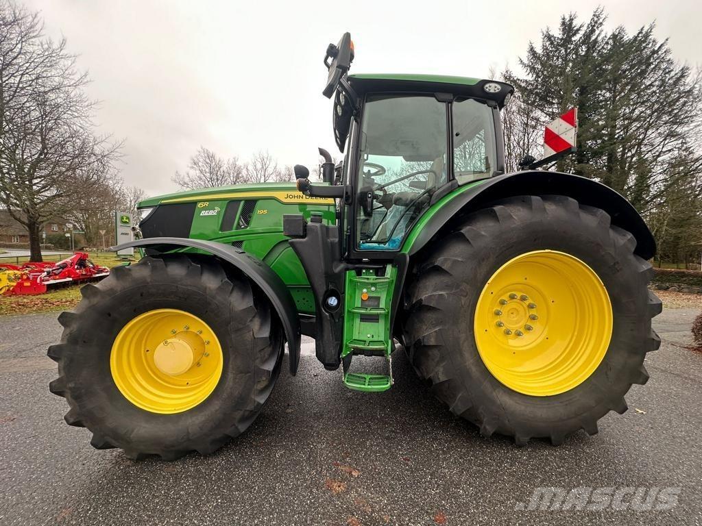 John Deere 6R195 Tractoren