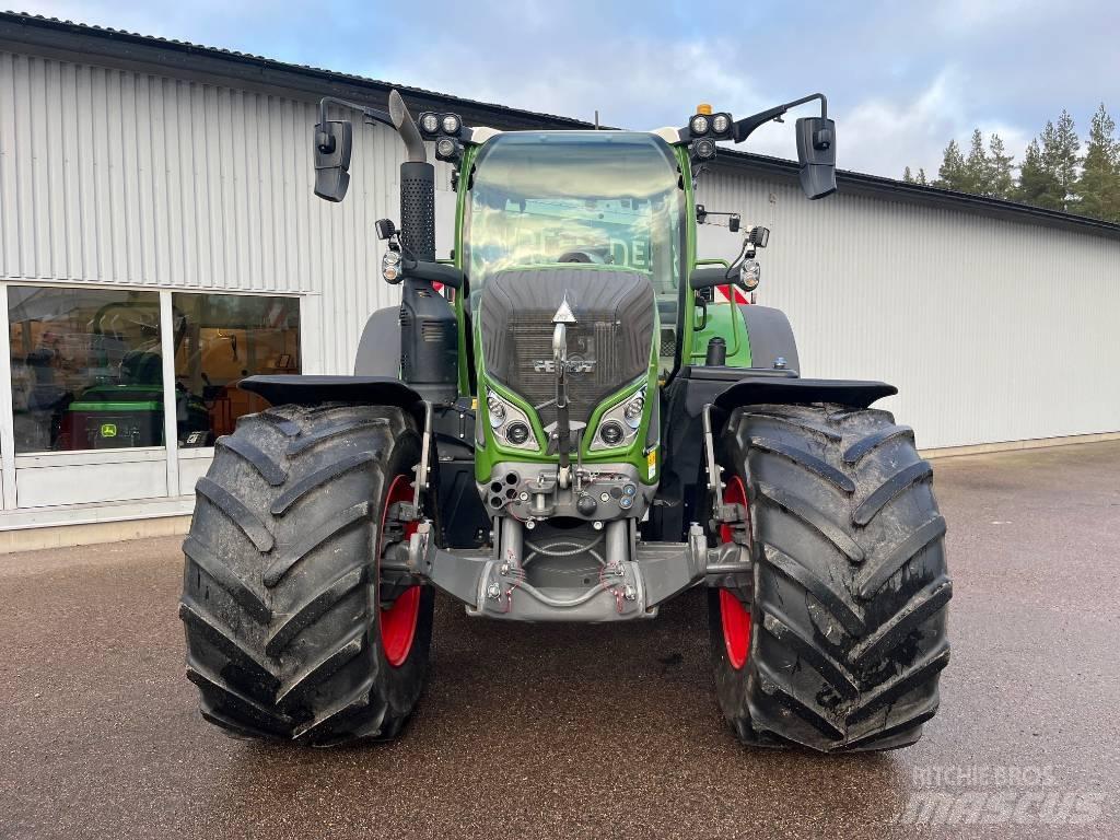 Fendt 724 Profi Plus Tractoren