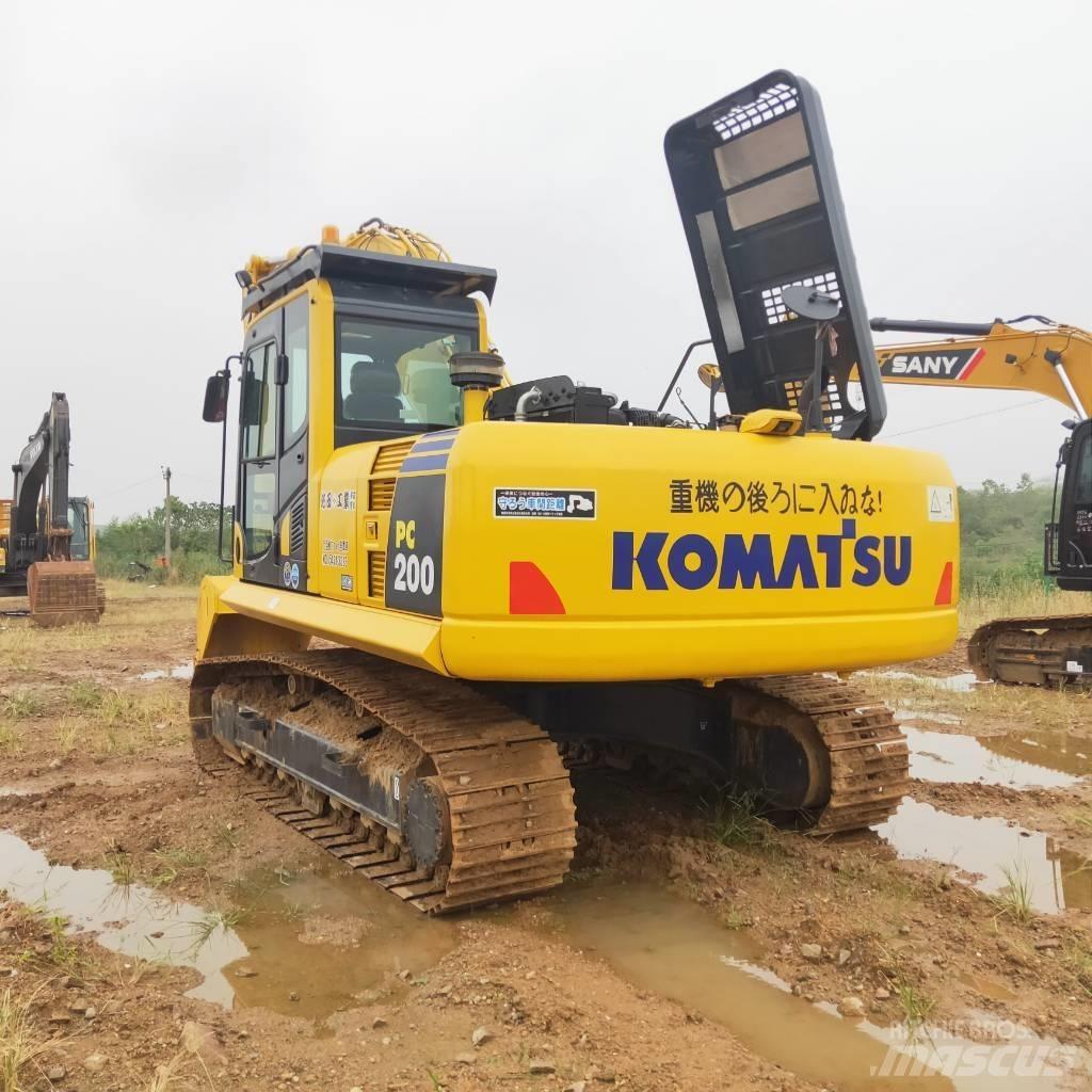 Komatsu PC200-8 Rupsgraafmachines