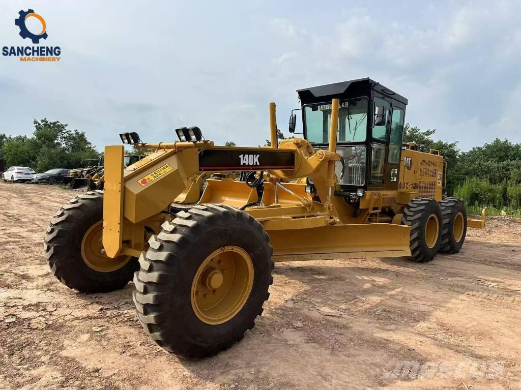 CAT 140K Graders