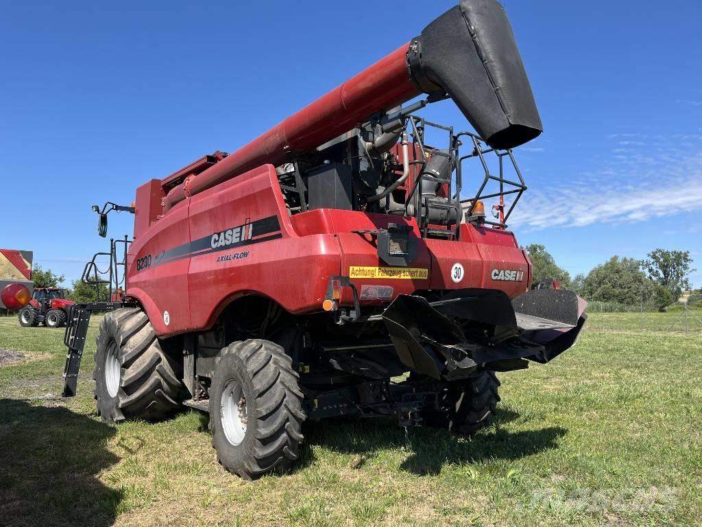 Case IH AF 8230 Maaidorsmachines