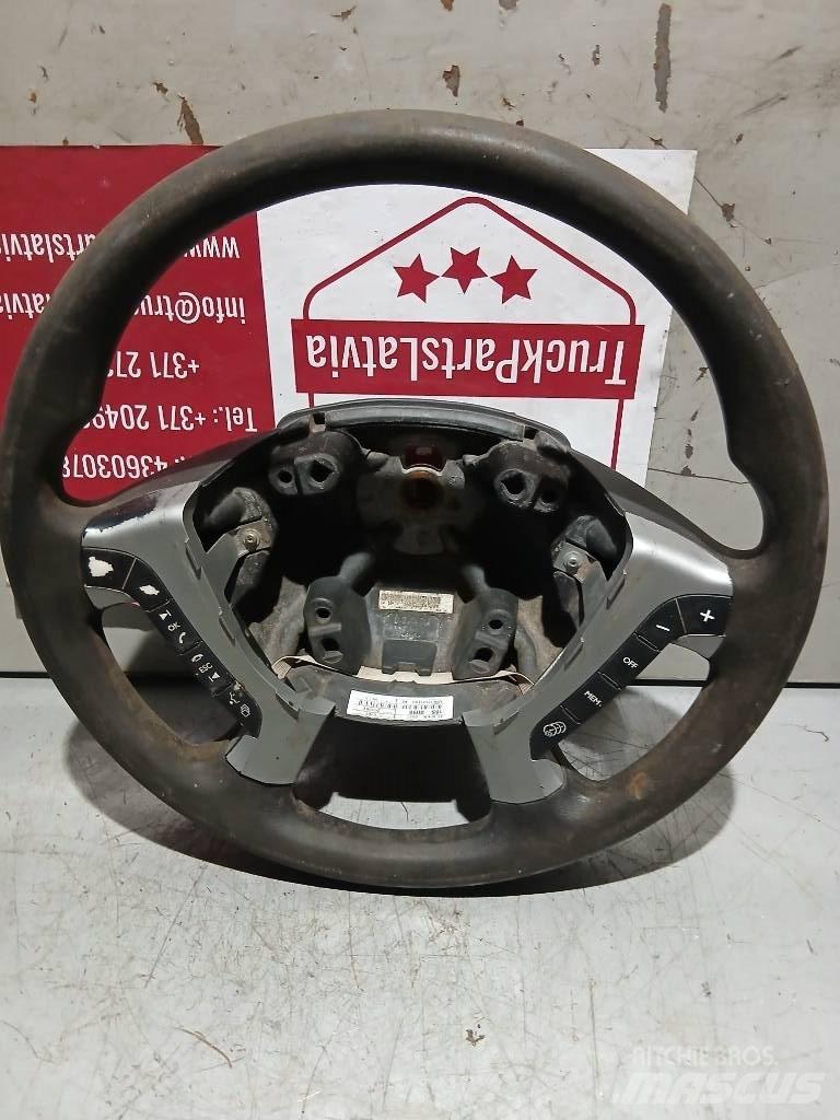 MAN TGX   81464306027 Cabine en interieur