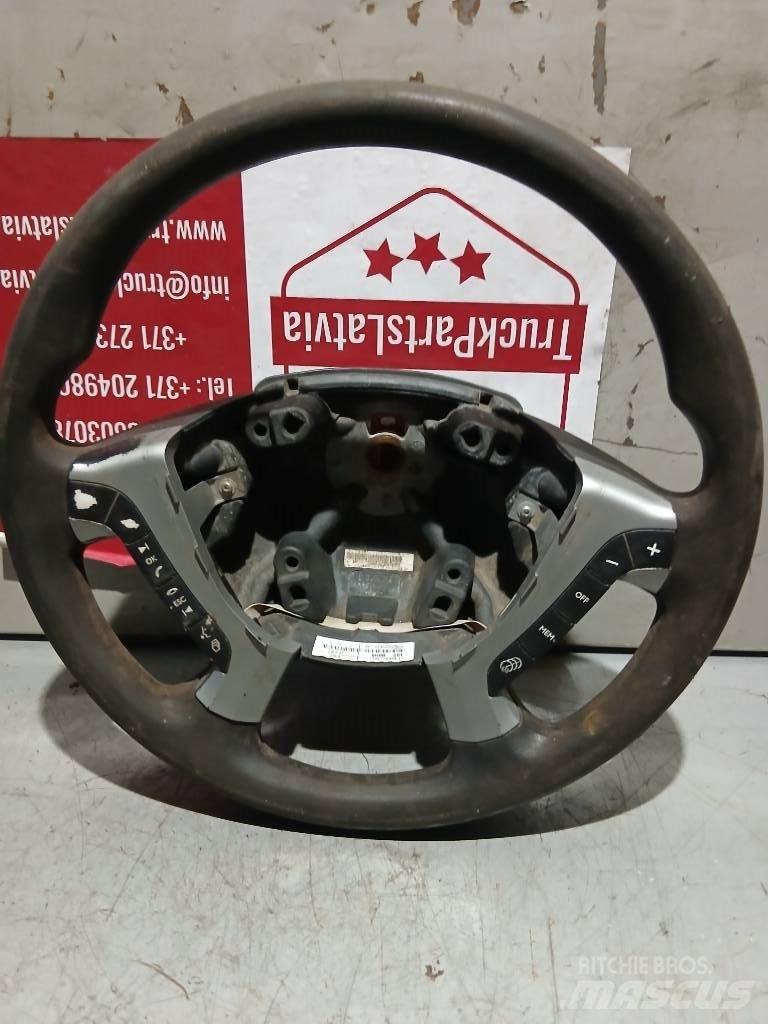 MAN TGX   81464306027 Cabine en interieur