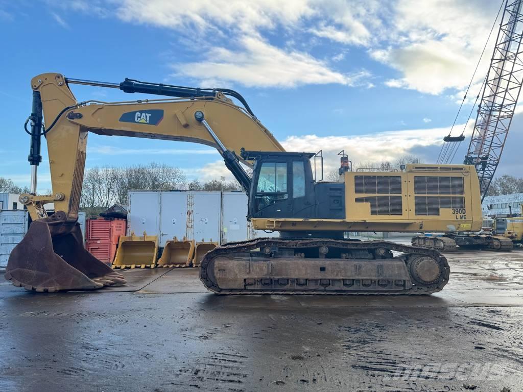CAT 390 D L ME Rupsgraafmachines