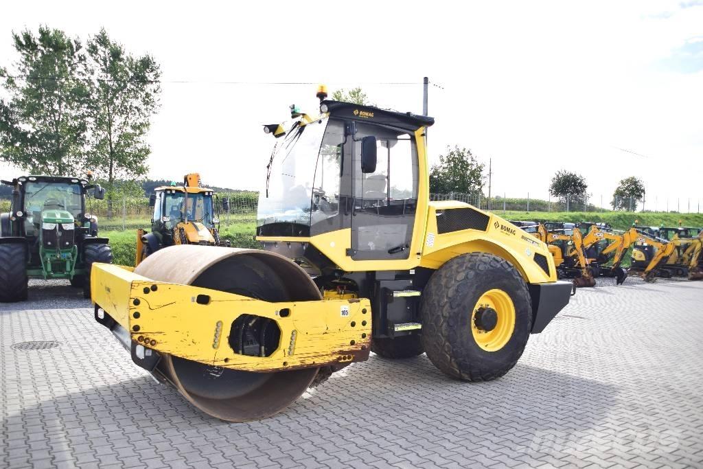 Bomag BW 213 DH Trilrolwalsen