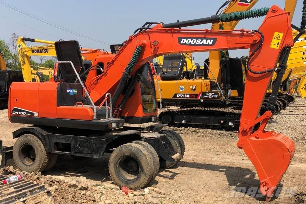 Doosan DX150W Rupsgraafmachines