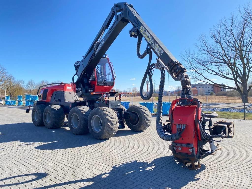 Komatsu 931 XC Harvesters