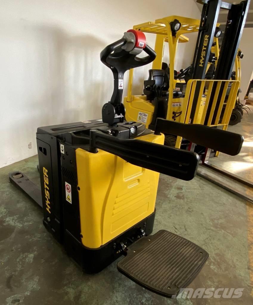 Hyster P2.0S FBW Meeloop stapelaar