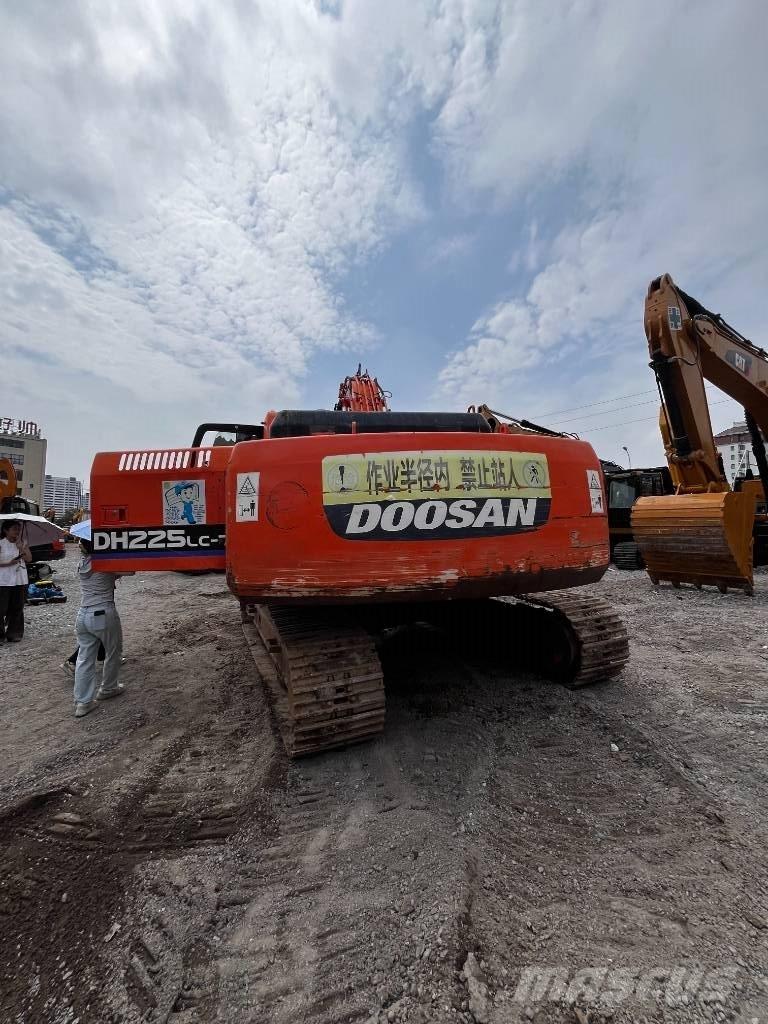 Doosan DH 225 LC-7 Rupsgraafmachines