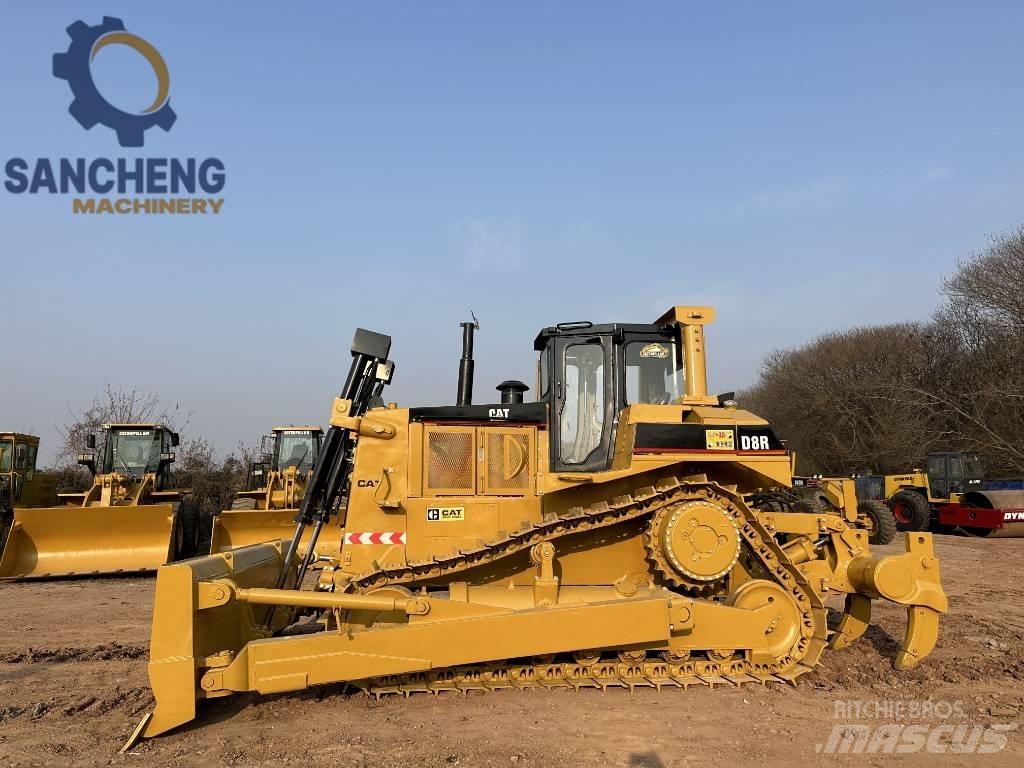 CAT D8R Rupsdozers