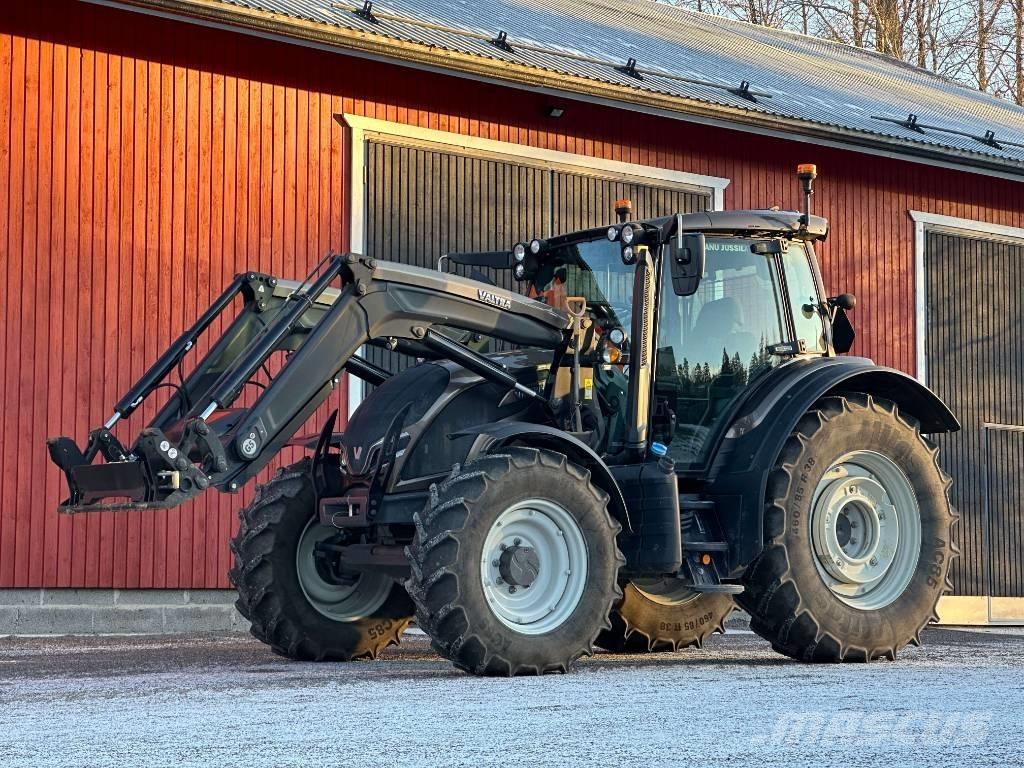 Valtra N 135 Active Tractoren