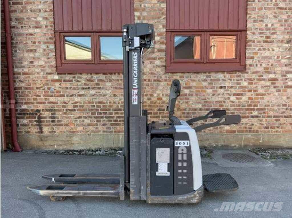Atlet PSP Pallettruck met meerij platform