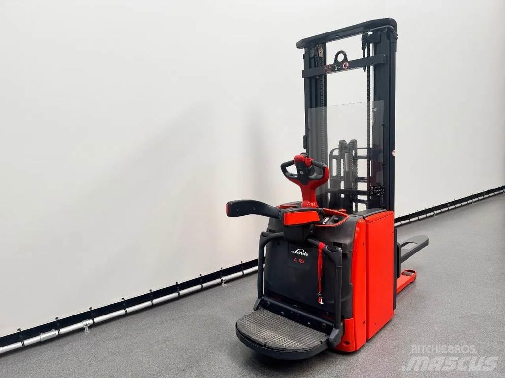 Linde L 16 AP Meeloop stapelaar