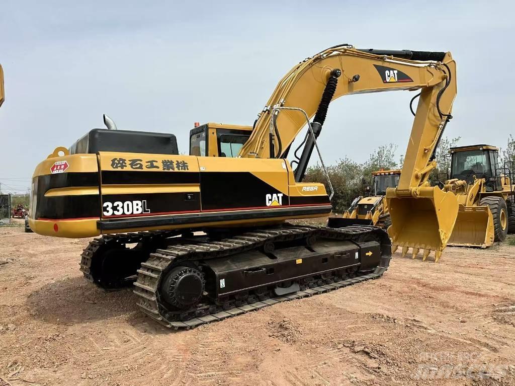 CAT 330 B L Rupsgraafmachines