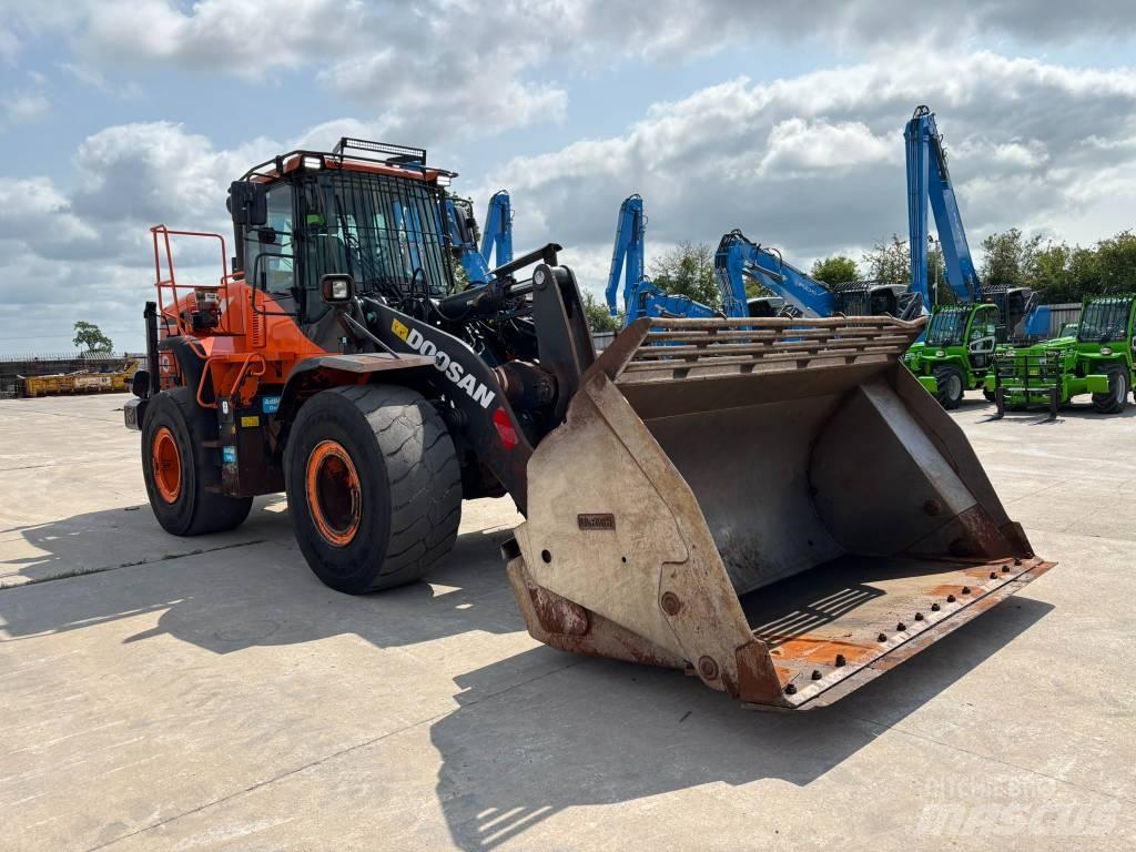 Doosan DL 300-5 Wielladers
