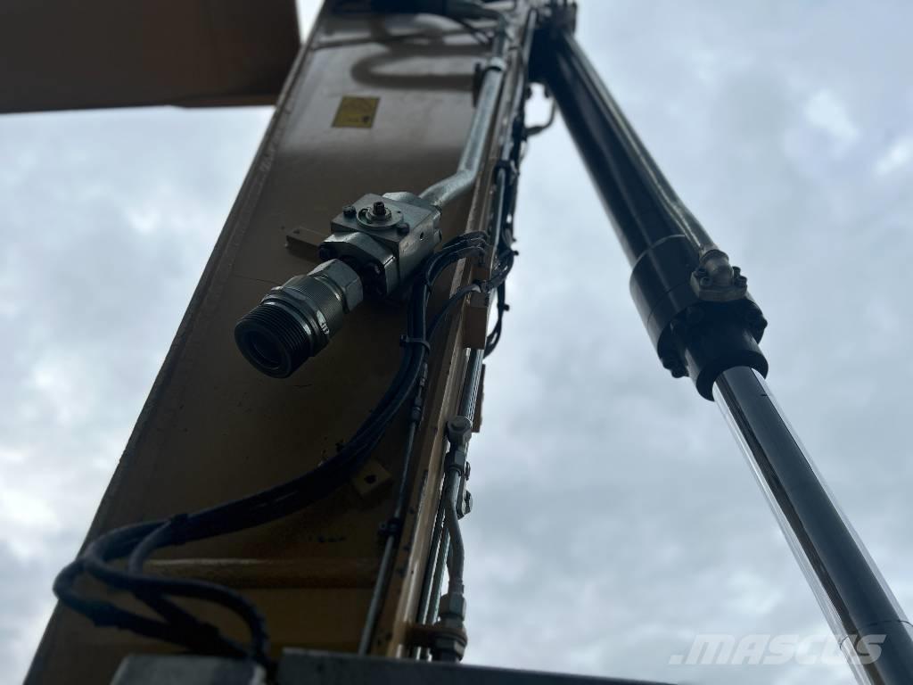 CAT M318F Wielgraafmachines