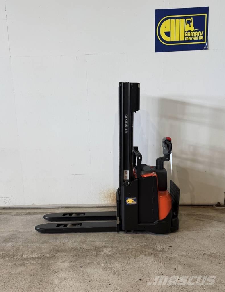 BT truck SWE 140L Meeloop stapelaar