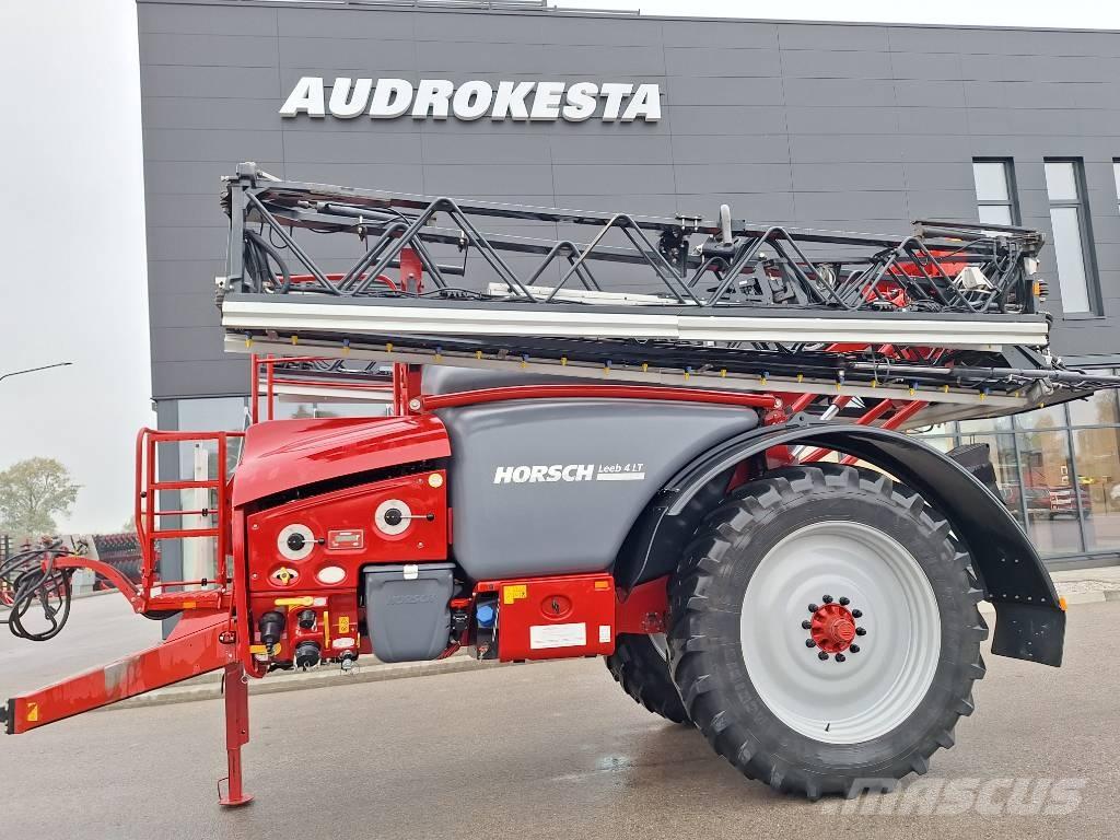 Horsch Leeb 4 LT Getrokken spuitmachines