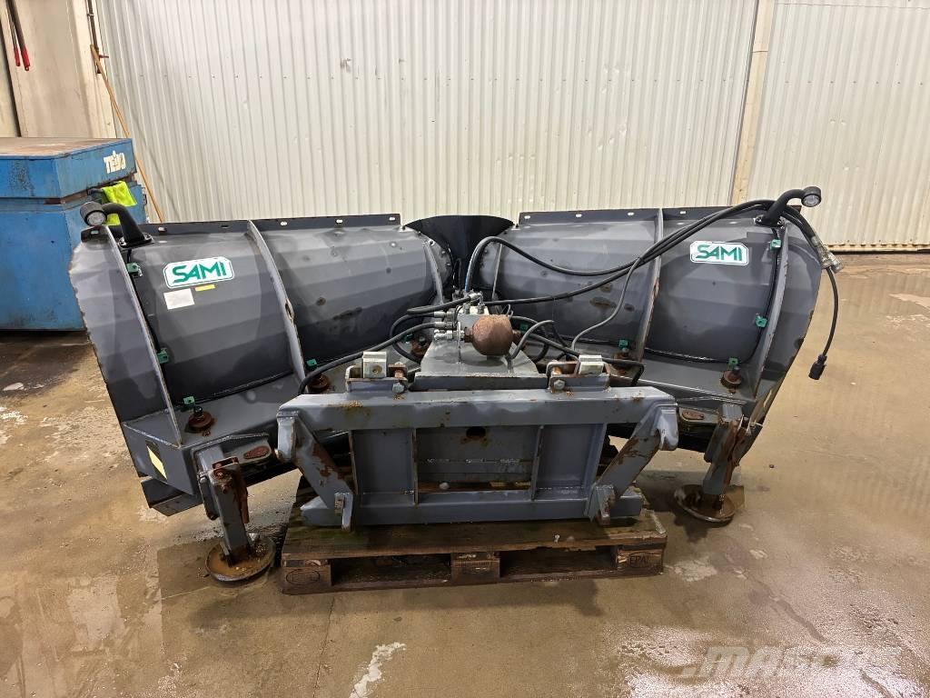 Sami VM 2400 Sneeuwschuivers en -ruimers