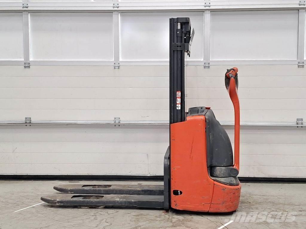 Linde L10B Meeloop stapelaar