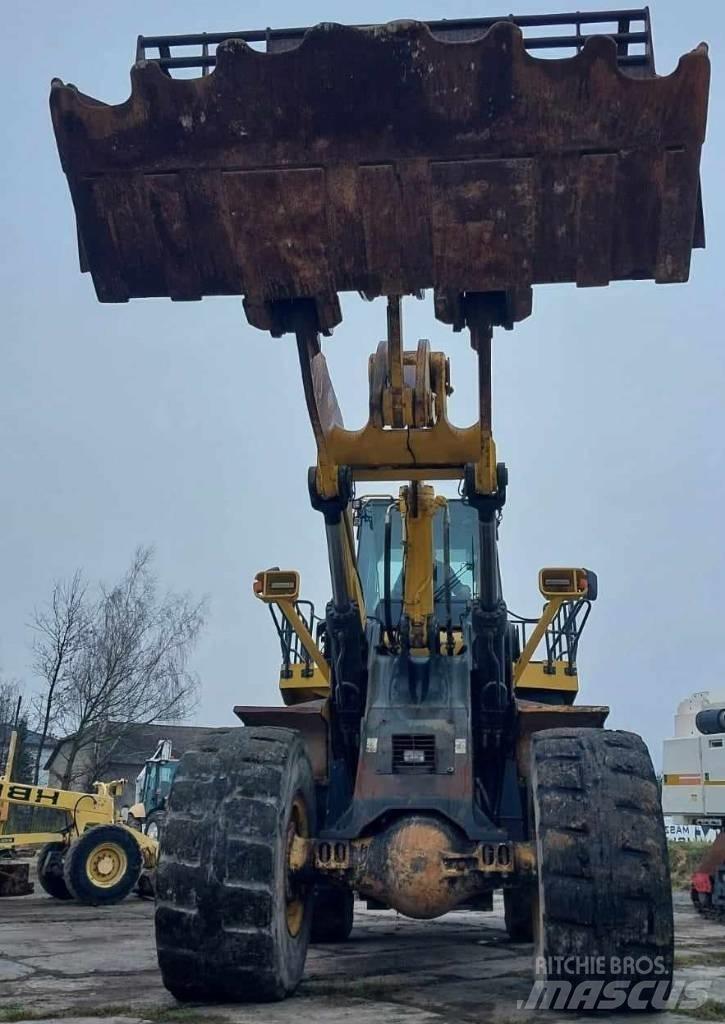 Komatsu WA 600-6 Wielladers