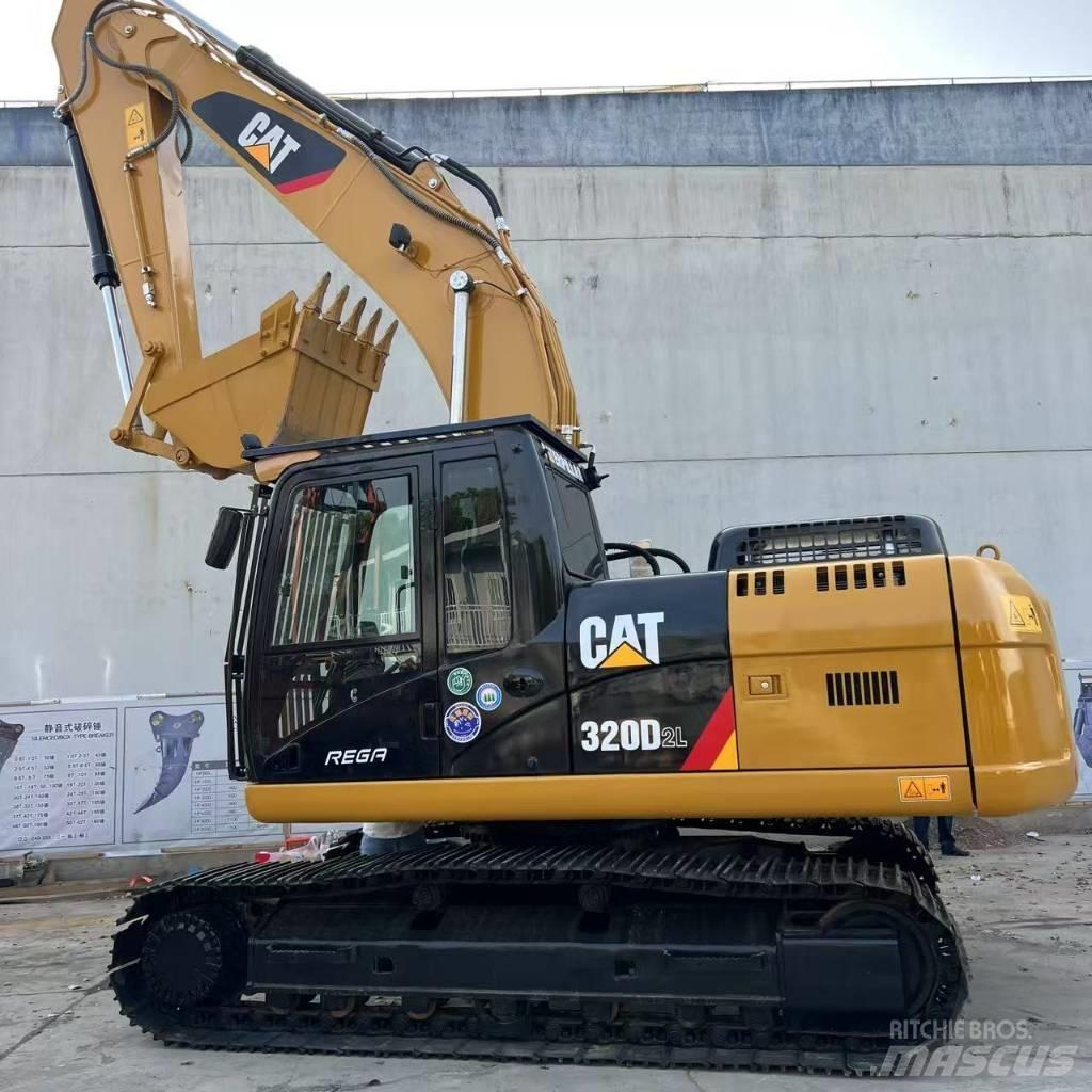 CAT 320D2 Midigraafmachines 7t - 12t