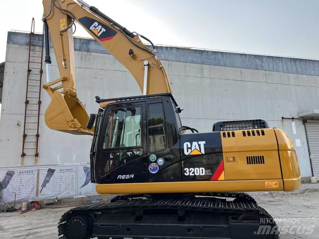 CAT 320D2 Midigraafmachines 7t - 12t