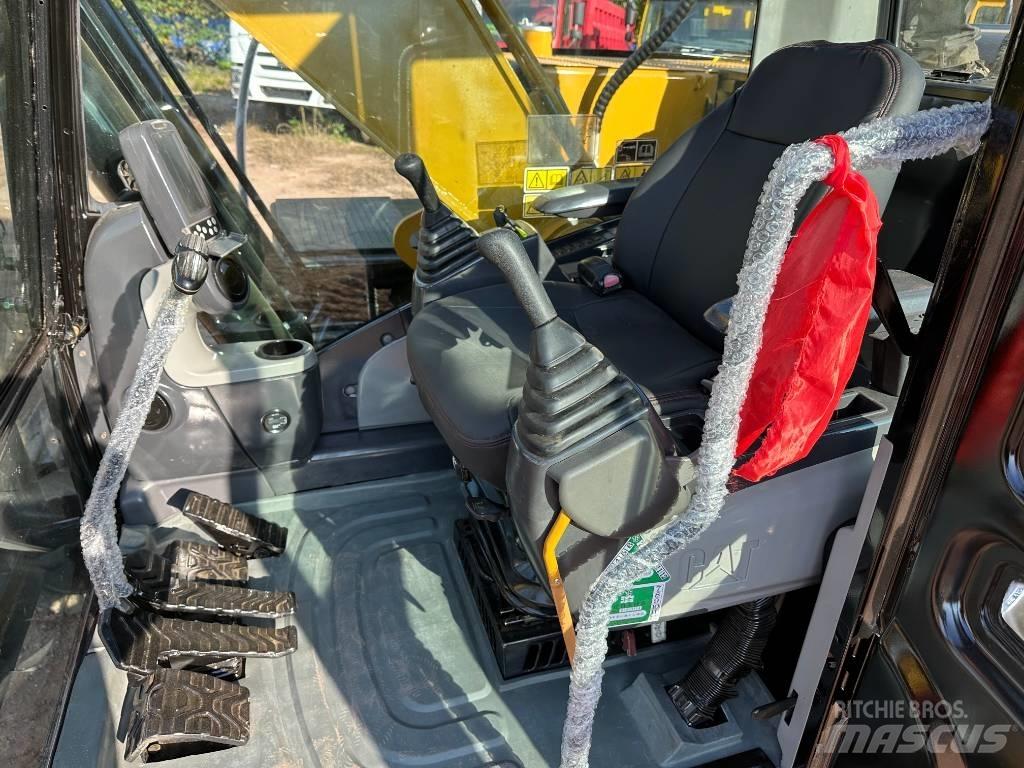 CAT 320 D Rupsgraafmachines