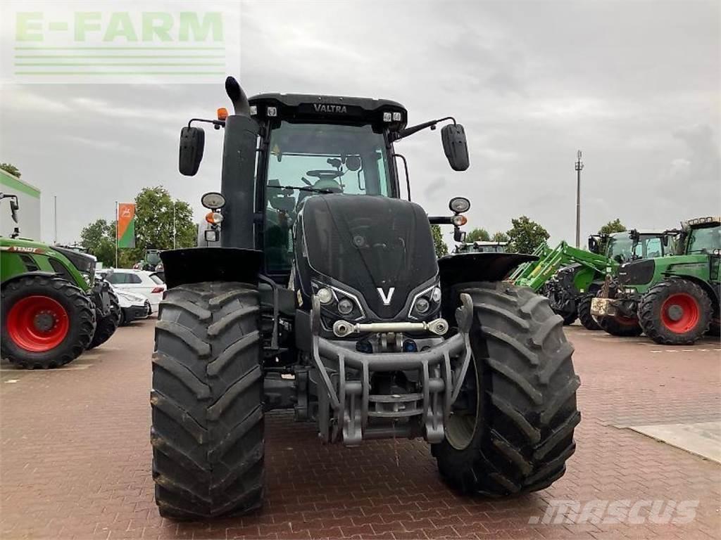 Valtra s 394 Tractoren
