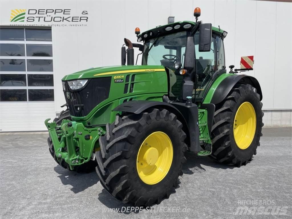 John Deere 6230R Tractoren