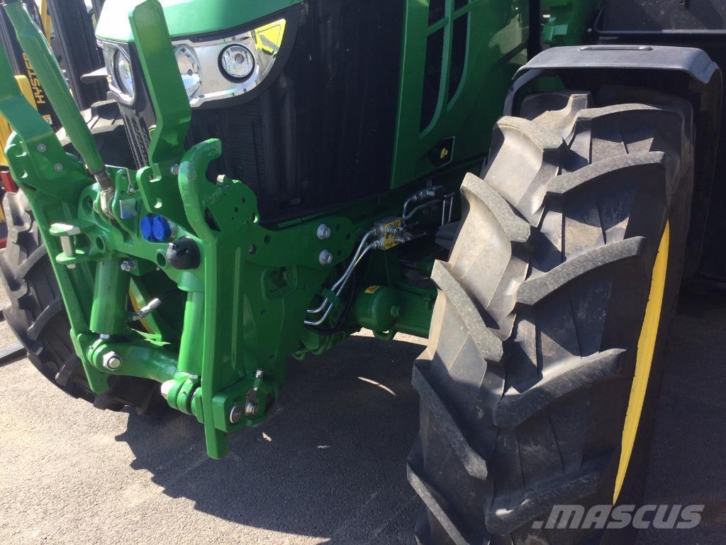 John Deere 6100M Tractoren