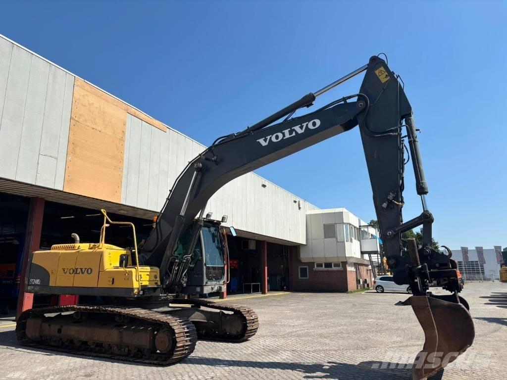 Volvo EC 240 C L Rupsgraafmachines