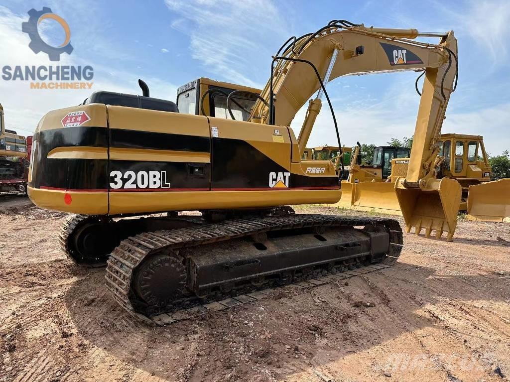 CAT 320B Rupsgraafmachines