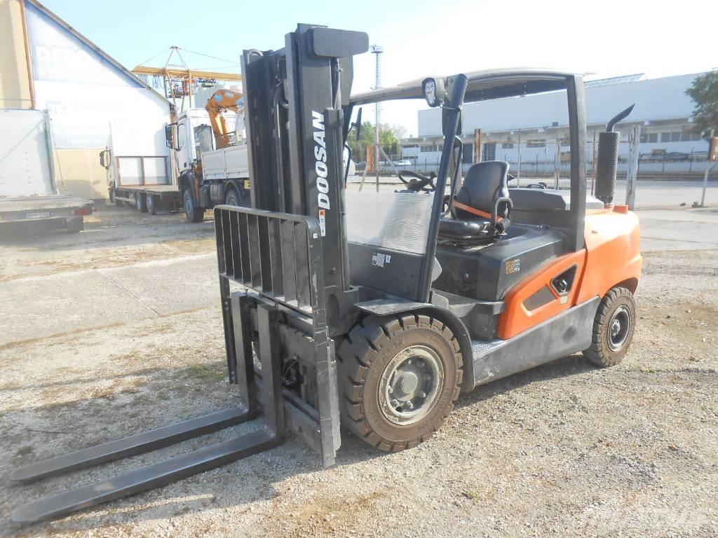 Doosan D50 SC-09 Diesel heftrucks