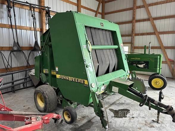 John Deere 566 Ronde-balenpersen
