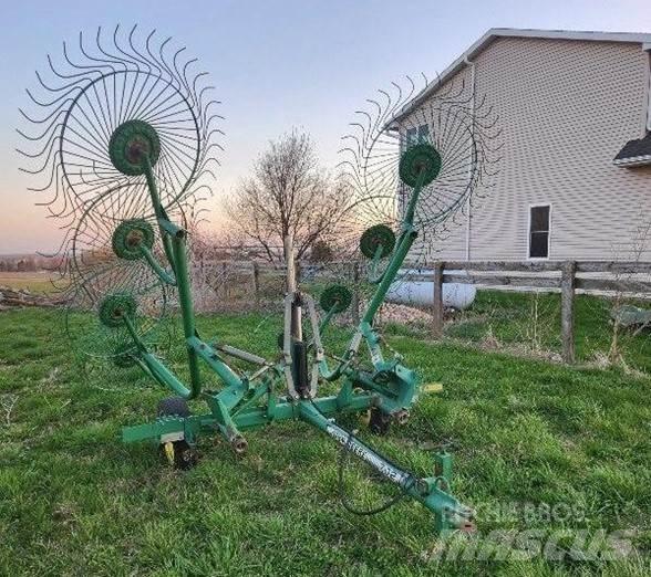 John Deere 702 Schudders