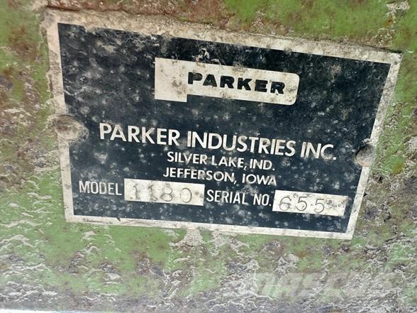 Parker 1180 Graantransportwagen