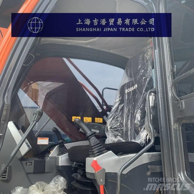Doosan DX 300 Rupsgraafmachines